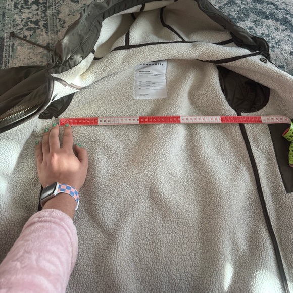 Community Autonomy Green Parka - Picture 15 of 16